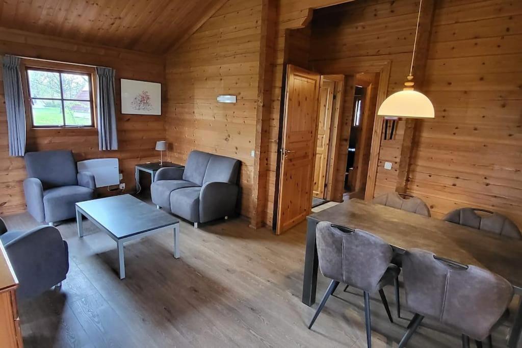 Wellness Bungalow Uppsala Gramsbergen Esterno foto