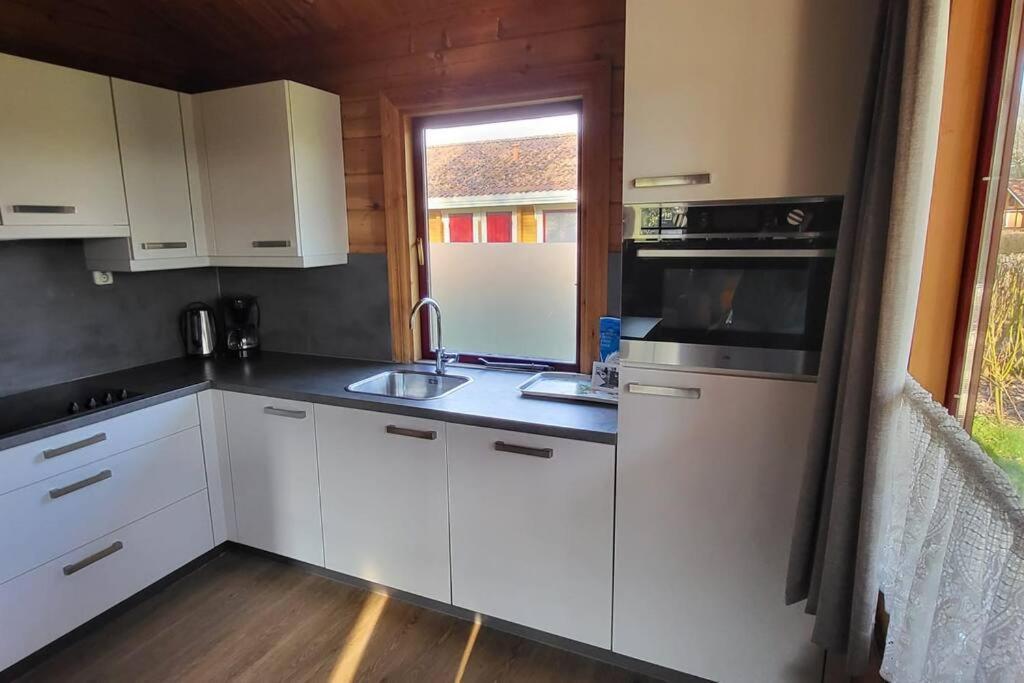 Wellness Bungalow Uppsala Gramsbergen Esterno foto