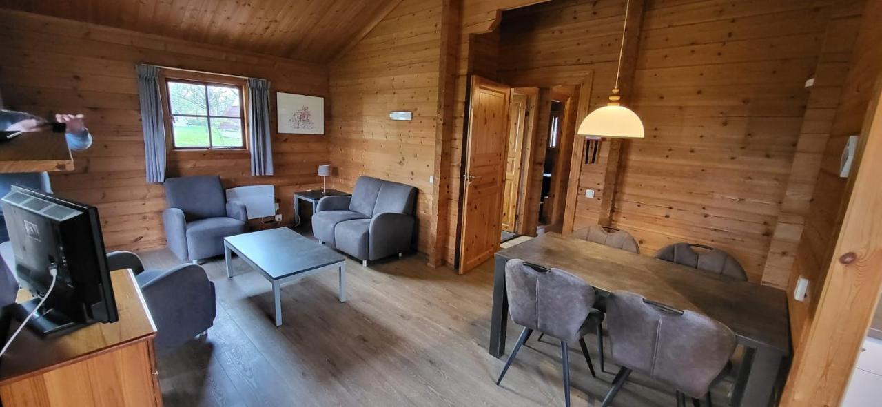 Wellness Bungalow Uppsala Gramsbergen Esterno foto